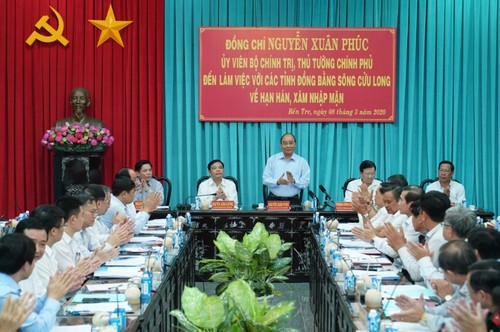 Премьер Вьетнама провел рабочую встречу с руководством провинций Дельты реки Меконг - ảnh 1