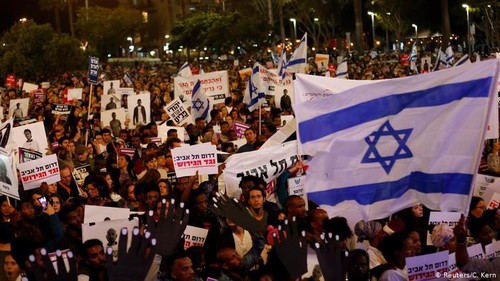 В Израиле прошла акция протеста против аннексии Западного берега Иордана - ảnh 1