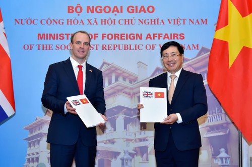 Вьетнам и Великобритания договорились наращивать сотрудничество в различных областях - ảnh 1