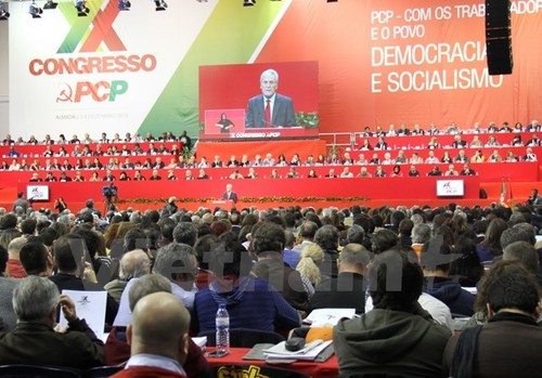 La délégation du PCV participe au 20ème Congrès du Parti communiste portugais  - ảnh 1