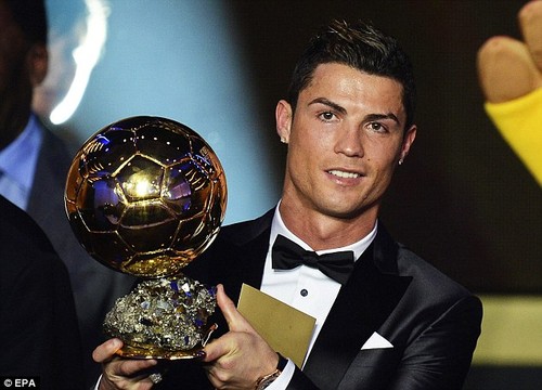 Cristiano Ronaldo remporte un quatrième Ballon d’or - ảnh 1