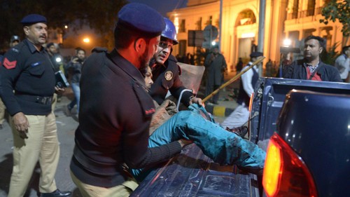 Pakistan: au moins 13 morts et 82 blessés dans un attentat à Lahore  - ảnh 1