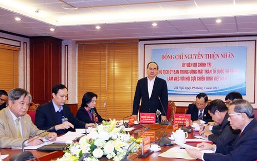 Nguyen Thien Nhan travaille avec l’Association des anciens combattants - ảnh 1