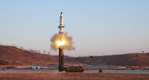 Echec d'un nouvel essai balistique nord-coréen & réactions internationales   - ảnh 1