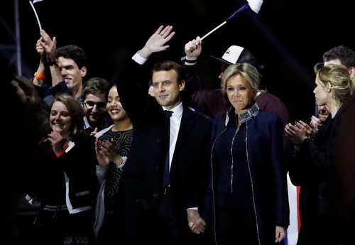 Le monde réagit favorablement à la victoire d'Emmanuel Macron - ảnh 1
