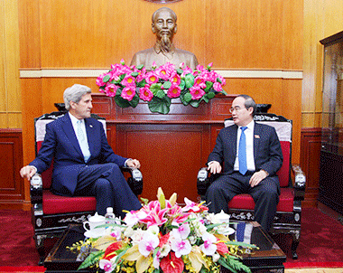 Nguyen Thien Nhan rencontre John Kerry - ảnh 1