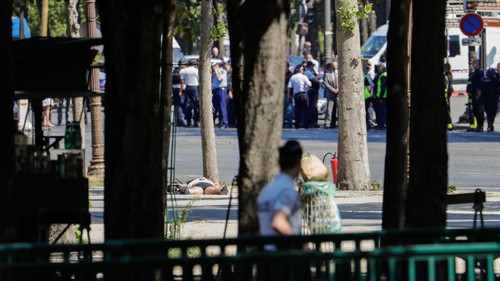 Champs-Élysées : le terroriste avait prêté allégeance à l'État islamique - ảnh 1