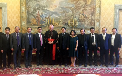 Une délégation du Vietnam au Vatican - ảnh 1