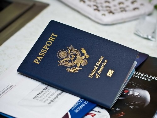 Décret migratoire: les États-Unis acceptent à nouveau les demandes de visa - ảnh 1