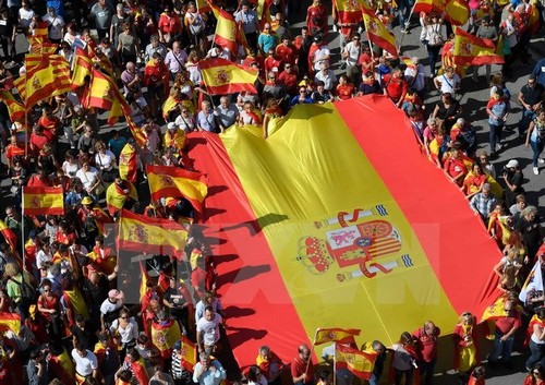Catalogne : manifestations annoncées contre la détention de deux dirigeants indépendantistes - ảnh 1