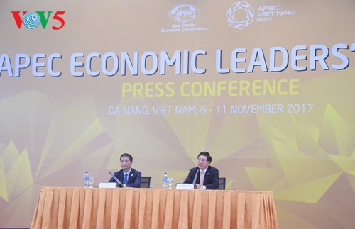 APEC : Les ministres des Affaires étrangères et de l’Economie adoptent 4 documents importants - ảnh 1
