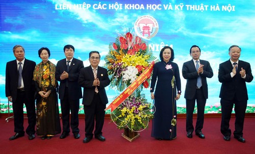 L'Union des associations scientifico-techniques de Hanoi à l'honneur - ảnh 1