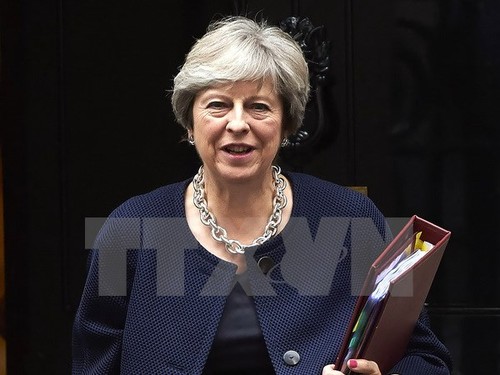 Theresa May : Le compromis avec Bruxelles permettra un Brexit “harmonieux et ordonné“ - ảnh 1