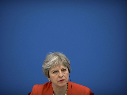 Theresa May: Accord avec l'UE sur la période de transition d'ici 7 semaines - ảnh 1
