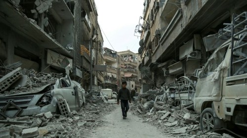 La Ghouta sous les bombes, l’aide humanitaire bloquée - ảnh 1