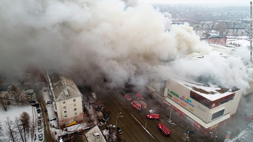 Incendie dans un centre commercial à Kemerovo : message de sympathie du Vietnam - ảnh 1