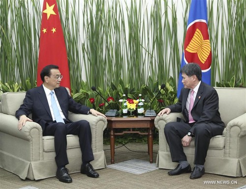 Chine-ASEAN : volonté commune de promouvoir la coopération économique - ảnh 1