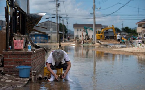 Inondations au Japon : 156 morts et plusieurs dizaines de disparus - ảnh 1