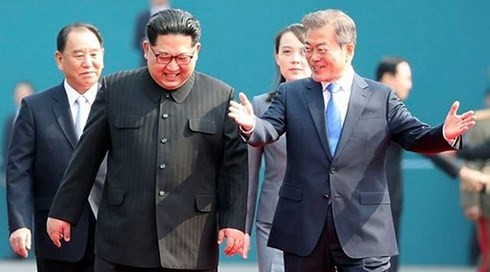 Le président sud-coréen va envoyer la semaine prochaine un émissaire spécial au Nord  - ảnh 1