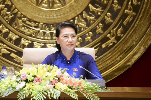 Nguyên Thi Kim Ngân reçoit les chefs de délégations à l’AMMW - ảnh 1