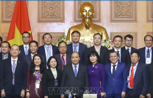 Nguyên Xuân Phuc rencontre des chefs d’entreprises certifiées « Vietnam value 2018 » - ảnh 1