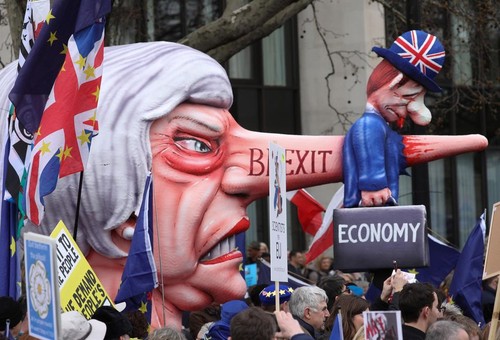 Brexit: un million de personnes dans les rues de Londres pour demander un second référendum - ảnh 1