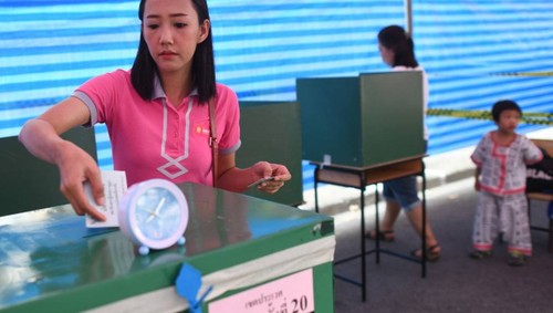 Thaïlande: Ouverture des bureaux de vote pour les premières élections depuis 2014 - ảnh 1