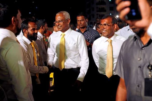 Législatives aux Maldives: l’ancien président fait un retour en force - ảnh 1