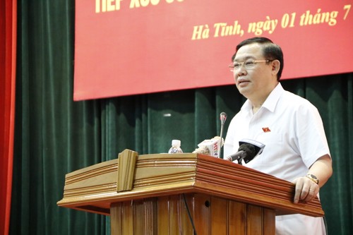 Rencontre du vice-Premier ministre Vương Dinh Huê avec les électeurs à Hà Tinh - ảnh 1