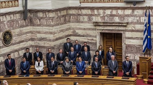 Le nouveau Parlement grec prête serment - ảnh 1