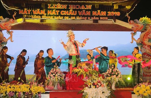 Ouverture du Festival national de chant châu van  - ảnh 1
