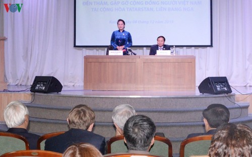Nguyên Thi Kim Ngân rencontre la diaspora vietnamienne à Kazan - ảnh 1