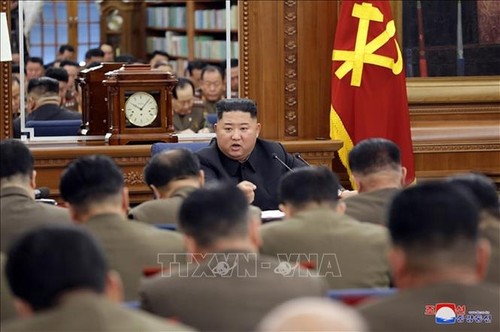 Le journal officiel nord-coréen appelle à l’autonomie au milieu des sanctions internationales - ảnh 1