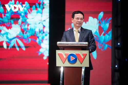 La Voix du Vietnam souhaite accélérer sa restructuration et sa transition numérique en 2022 - ảnh 1