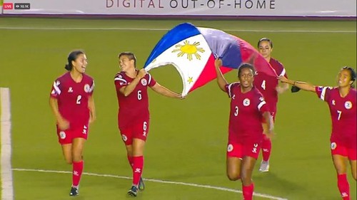 Championnat d'Asie du Sud-Est féminin de football : la première couronne de l’équipe philippine - ảnh 1
