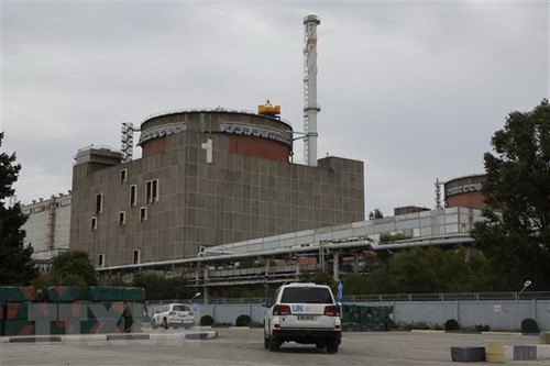 Des pourparlers sont en cours pour créer une zone de sécurité autour de la centrale nucléaire de Zaporijjia, selon AIEA - ảnh 1