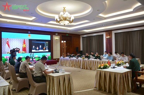 Intensifier la coopération Vietnam-Singapour en matière de Défense - ảnh 1