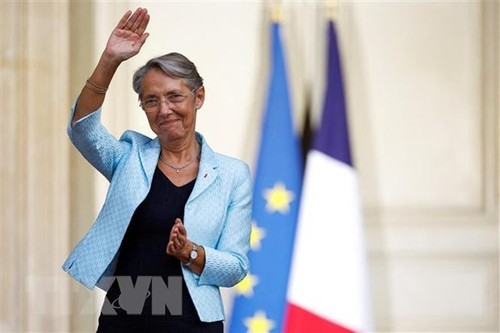 France: Élisabeth Borne présente la feuille de route de son gouvernement - ảnh 1