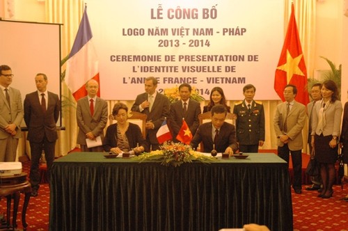 Công bố logo Năm Việt Nam - Pháp  - ảnh 1