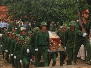 Tổ chức trọng thể Lễ truy điệu, an táng 23 liệt sĩ hy sinh tại Campuchia  - ảnh 1