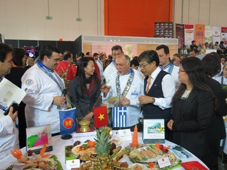 Ẩm thực Việt Nam tại Hội chợ quốc tế lần thứ 9 về Du lịch và Ẩm thực ở Athen - ảnh 4