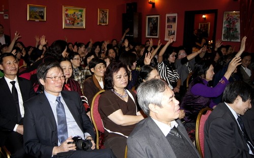 Đại hội lần thứ 5 Hội phụ nữ Việt Nam tại Ba Lan  - ảnh 4