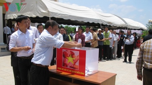 Cộng đồng Việt Nam tại Lào dâng hương tưởng niệm Bác Hồ  - ảnh 8