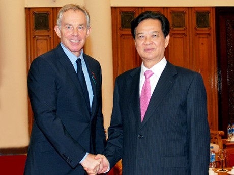 Thủ tướng Nguyễn Tấn Dũng tiếp nguyên Thủ tướng Anh Tony Blair - ảnh 1