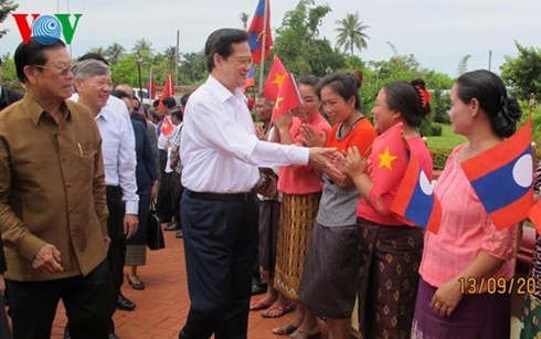Thủ tướng khởi công dự án đầu tư lớn nhất của Việt Nam tại Lào - ảnh 4