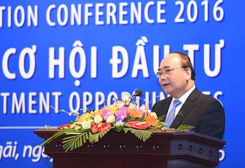 Thủ tướng Nguyễn Xuân Phúc: Quảng Ngãi cần đầu tư nguồn nhân lực đáp ứng nhu cầu nhà đầu tư - ảnh 1