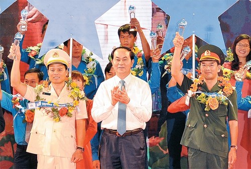 Chủ tịch nước Trần Đại Quang dự Lễ kỷ niệm 60 năm Ngày truyền thống Hội Liên hiệp Thanh niên VN - ảnh 1