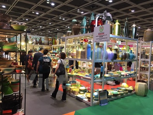 Hàng Việt Nam được quan tâm tại Hội chợ MEGA Show Hong Kong  - ảnh 1