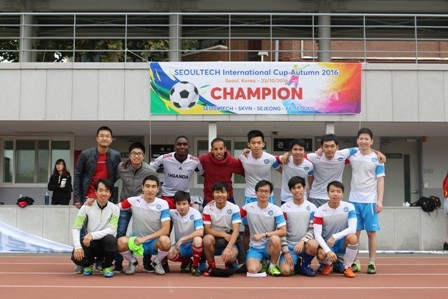 Du học sinh Việt tại Hàn tổ chức giải bóng đá gây quỹ cứu trợ đồng bào miền Trung - ảnh 5