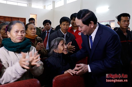 Chủ tịch nước Trần Đại Quang thăm chúc Tết tại tỉnh Nghệ An  - ảnh 1